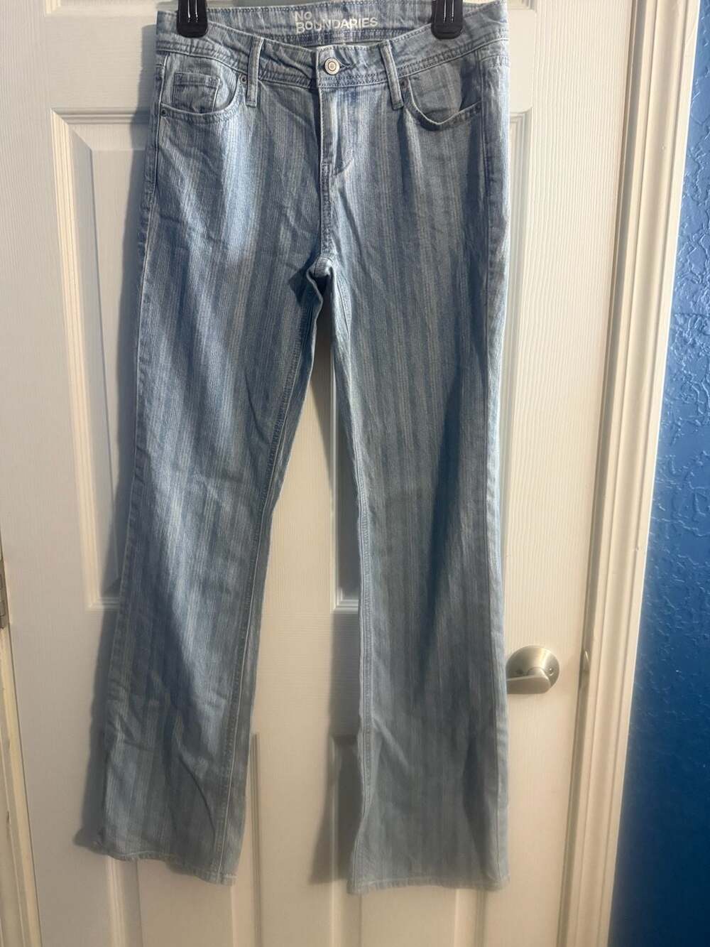 Y2K Light Wash Striped Low Rise Flare Jeans Juniors Size 2